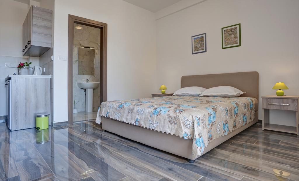 Apartmani Agape Petrovazzo Esterno foto