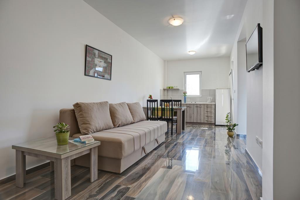 Apartmani Agape Petrovazzo Esterno foto