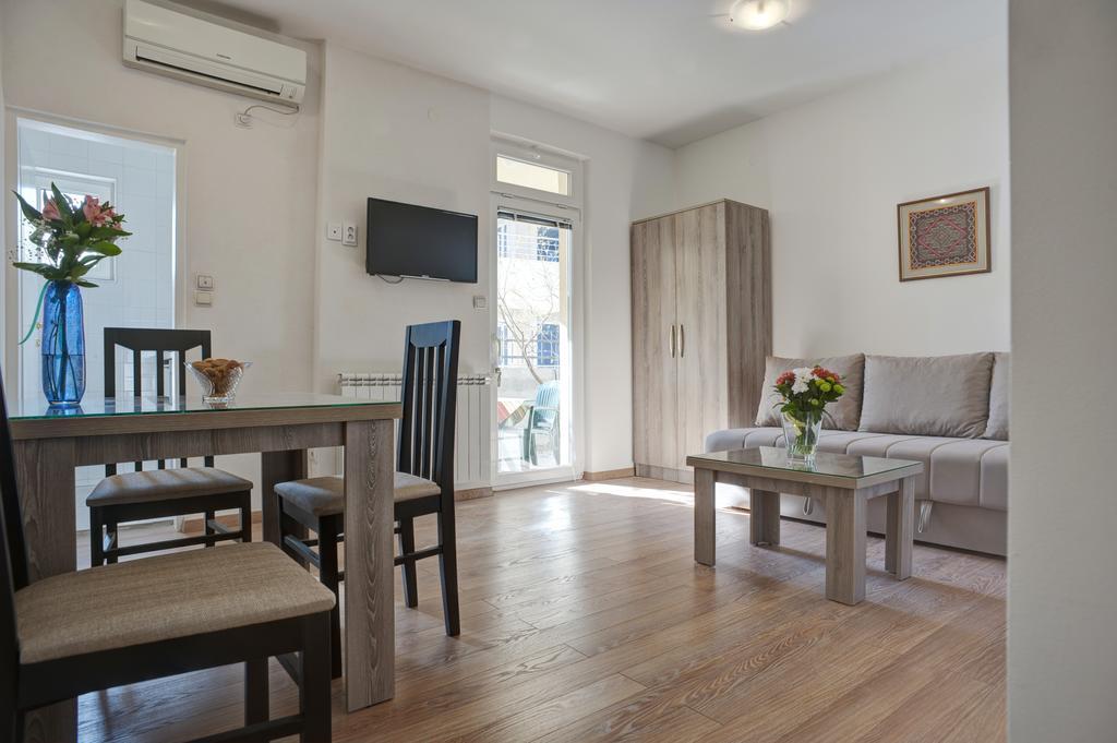 Apartmani Agape Petrovazzo Esterno foto