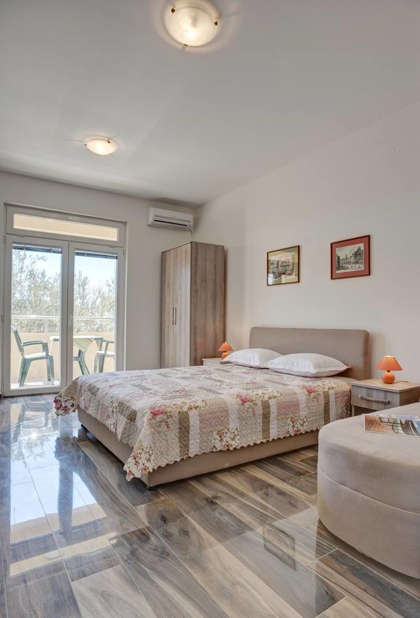 Apartmani Agape Petrovazzo Esterno foto