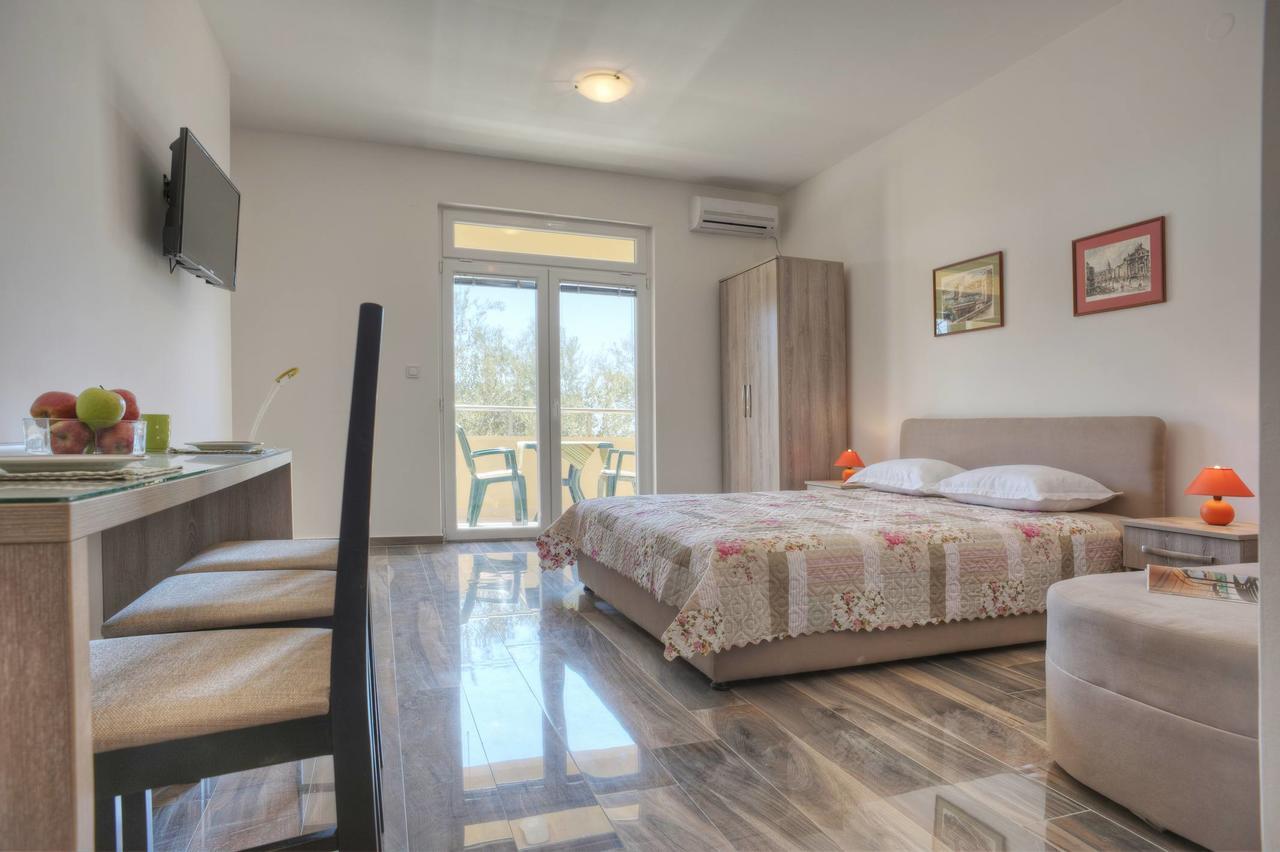 Apartmani Agape Petrovazzo Esterno foto